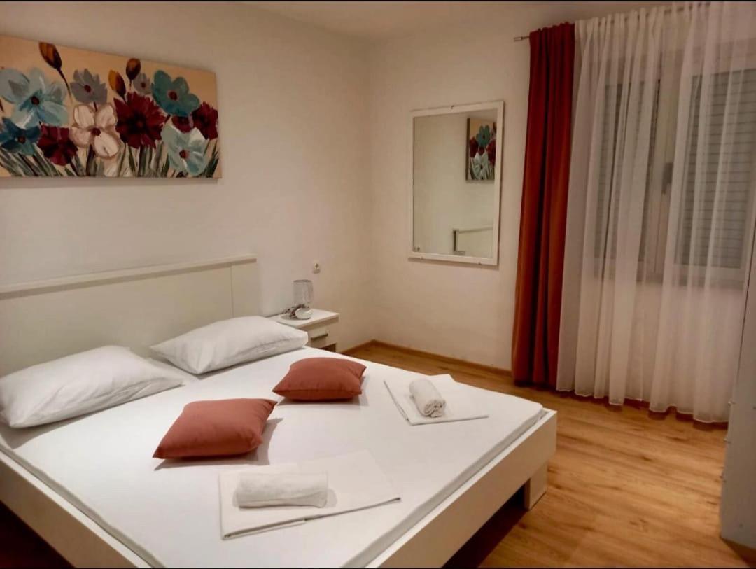 Apartmán Ruzo Moja *